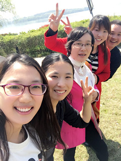 4月份公司組織春游，拓展文化知識(shí)，砥礪精神情操。